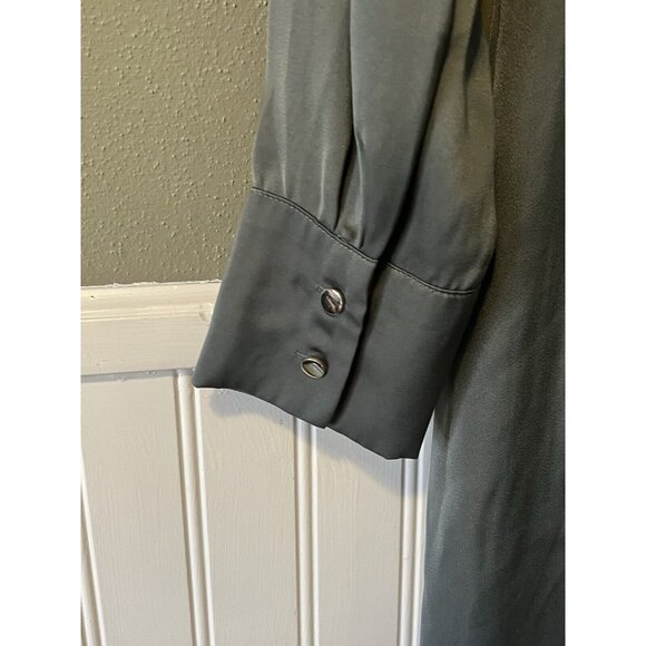 HM Dress Women’s Size Small Sage Green Short V Neck Elastic Waist Silky Feel - Picture 16 of 16